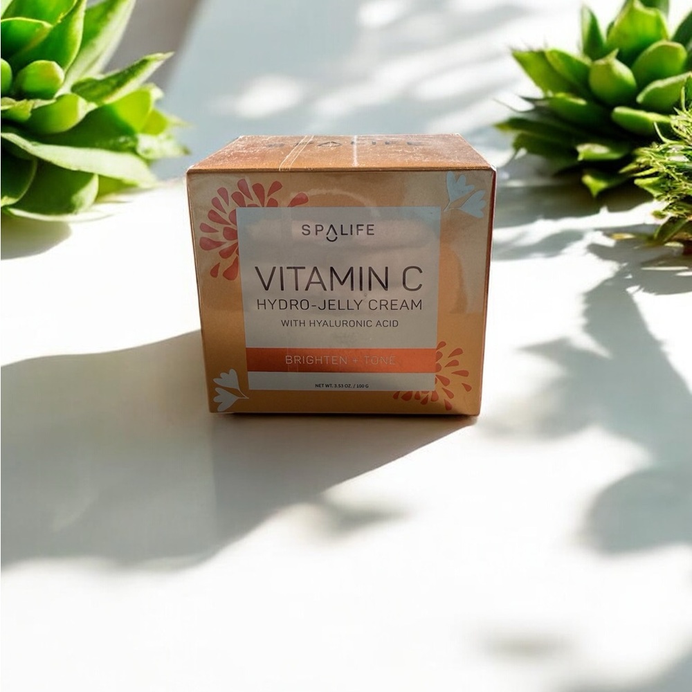 New Spa Life vitamin C hydro jelly cream with hyaluronic acid